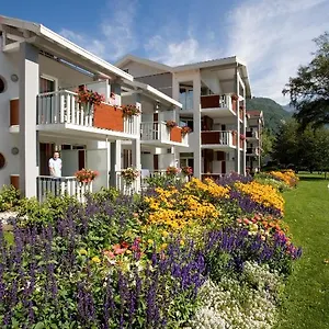 https://suite-hoteliere-radiana.hotels-rhonealpes.com
